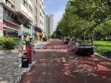 大竹林轻轨站旁精装两室两个露台可以免费停车