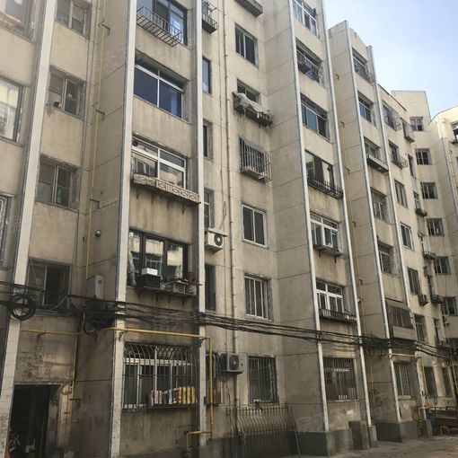 泡崖三区2室1厅1卫南朝向2100.00元/月出租