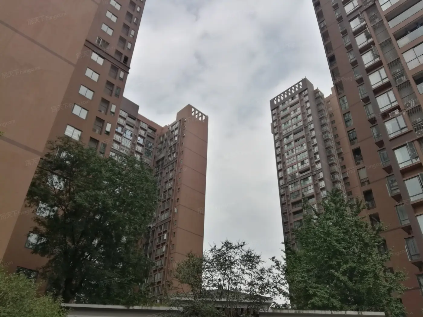致瑞雅苑a区实景图-楼盘外观