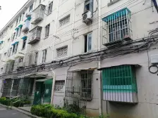 近黄浦江边,双南两房,位置安静,中间楼层