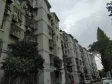 近地铁,中间楼层 新上房源