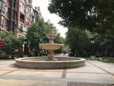 绿都丹石街区 南北通透,采光好 视野好,诚心出售