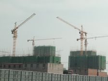 东湖铂悦山冬景园 3室2厅 南 北