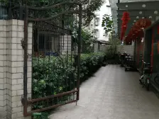 主卧朝南,交通便利,得房率高,诚意出售