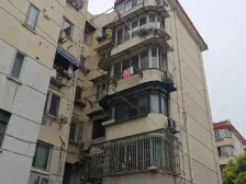 凌兆新村(凌兆路555弄) 1室1厅 南