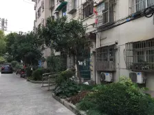 胜利小区(虹口)2室南朝向308.00万元/套出售