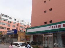 南北畅通,布局方正,采光通风良好