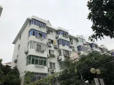 装修好,可以拎包入住,视野开阔