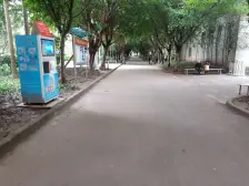 长盛花园 二楼精装房 楼下就是农贸市场 近轻轨