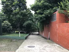 八公里轻轨三房双卫+12年小区+视野好