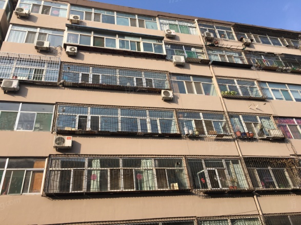 露泽园小区