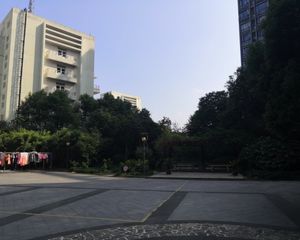 嘉盛银座1室0厅东南