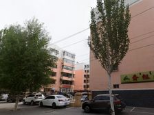 鹿景苑一楼精装修团结公园富强市场正翔万达商圈