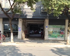 苏圃路59号省委党校安全小区户型方正,采光好近地铁视野好,诚心出售