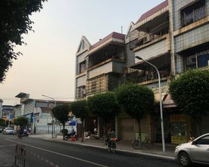 房产证满五唯一低税费可望明珠湾
