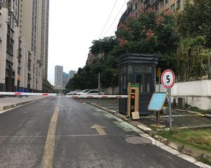 琥珀庭院3室1厅东南