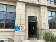 南北通透,视野宽广,采光无遮挡,挑高5.5米