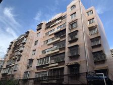 华泰花园4室1厅东南
