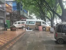 解放西路 3室1厅 东南