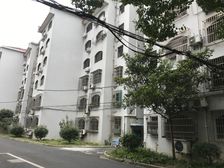 华西可用,中间楼层,满五年,近轨交,价位可谈。