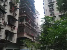 万象城商圈 双轻轨 装修清爽楼层低 适合居家 安心卖