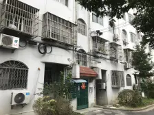 新挂牌 精装修 南北通 有车位 地铁口 采光好