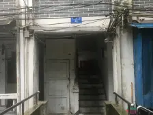 较场口地铁站500米处 楼梯房1房1厅便宜出售