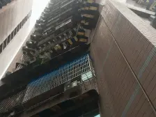 七星岗 达美城市花园三房125万