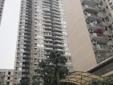 杨家坪 广厦经典一房80万