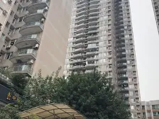 杨家坪 广厦经典三房138万