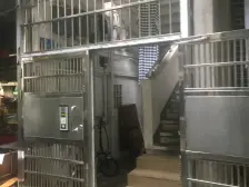 电梯房,住家装修,家电 齐全,拎包入住,带租约