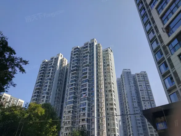 东苑小区F