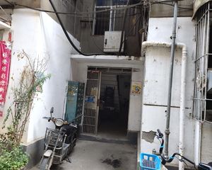 28中,正规3房,双卧朝南