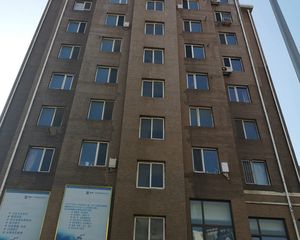 天河1004室1厅南北