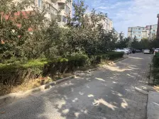 锦华北园 门头+房子位于小区门口,地脚好,随时签约