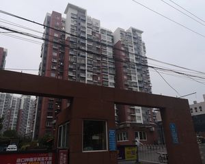 管庄新村北区三居室中高楼层视野采光佳