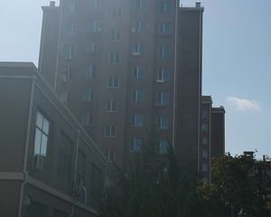 天河1003室1厅南北