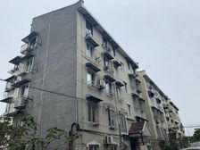 带阁楼实用好房,空间宽敞,,,
