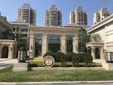 精装修近万达轻轨医大二院交通便利购物方便