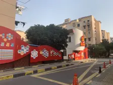 不靠路,低楼层,满五年,诚意出售,价格可谈