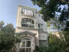 君临天下花园 ·联排别墅 交通方便 配套成熟