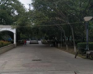 万源东里2室1厅南北