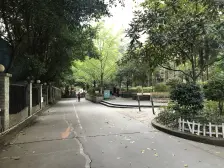 步行街精装三房 地段成熟 业主安心卖