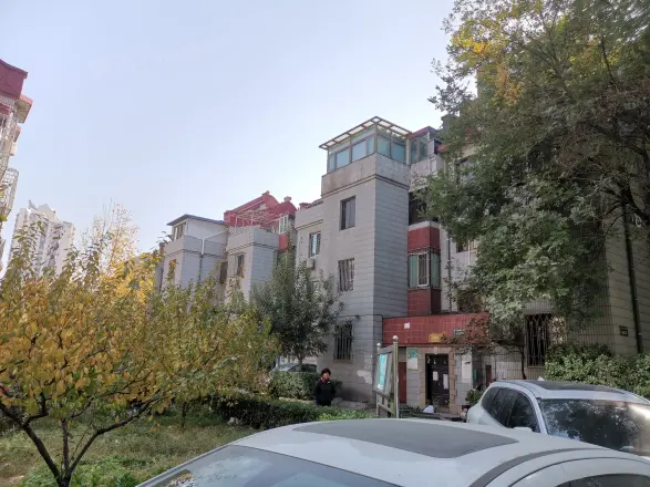 芳城园三区