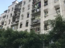 精装小2室 拎包入住 出行方便 配套齐全