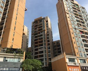 顺联新城花园全新毛坯大四房一梯两户南北对流