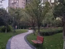 户型方正,交通便利,配套设施齐全