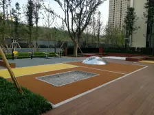 龙湖品质大平层,两梯两户,看大中庭水景