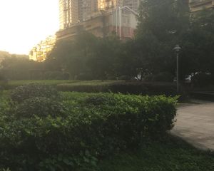 月畔湾2室2厅南