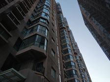 此房 楼层好 全天采光 无任何纠纷 可以贷款